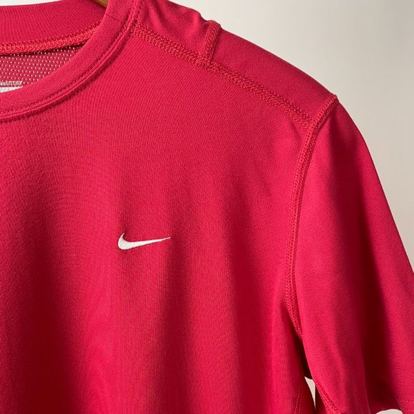 Women's Nike Fit Dry Short Sleeve Workout Tee Shirt, Hot Pink, Size Large - Picture 2 of 7